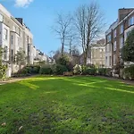Hr2 - Charming 1-Bed Near Holland Park - By Short Stories London